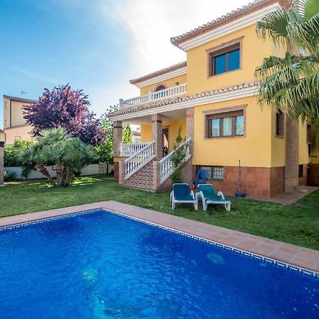 Apto-En El Bajo De La Casa-Estilo Rustico En Дилар Экстерьер фото